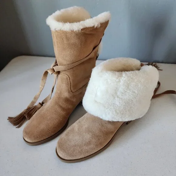 Larroude Suede Bootie "NEW" - Picture 3 of 16